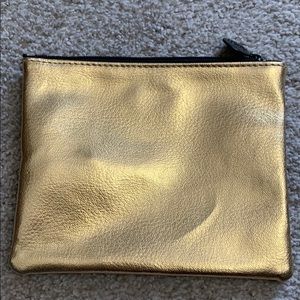 Cosmetic bag